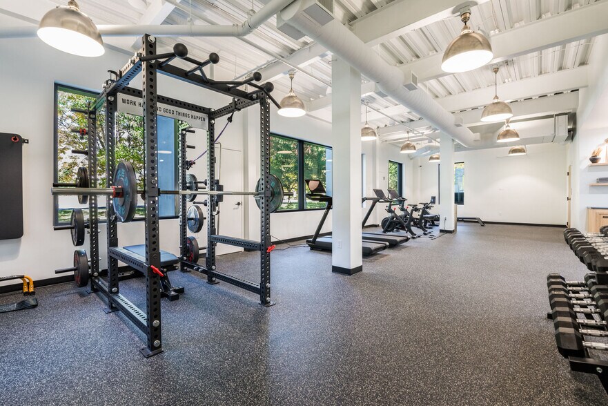 More Photos Of 282 River Bend Ln, Provo Office For Sale