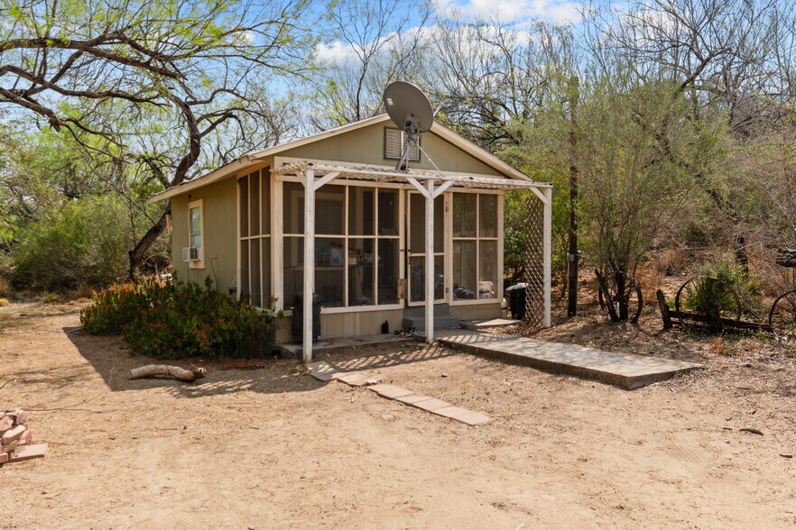More Photos Of 961 El Pico Rd, Laredo Land For Sale