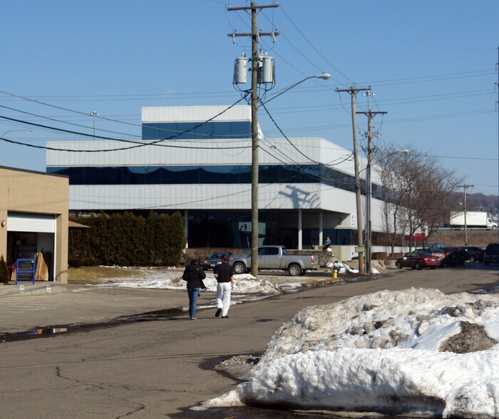 More Photos Of 711 Innovation Way, Johnson City Office For Lease