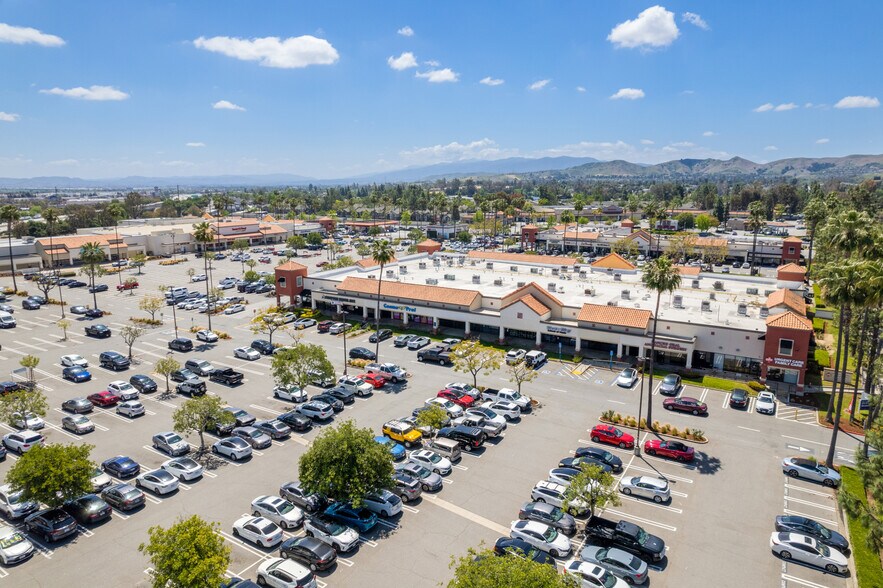 More Photos Of 4200 Chino Hills Pky, Chino Hills Freestanding For Lease