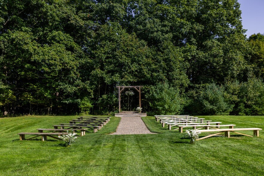 More Photos Of 309 ME-133, Winthrop Specialty For Sale