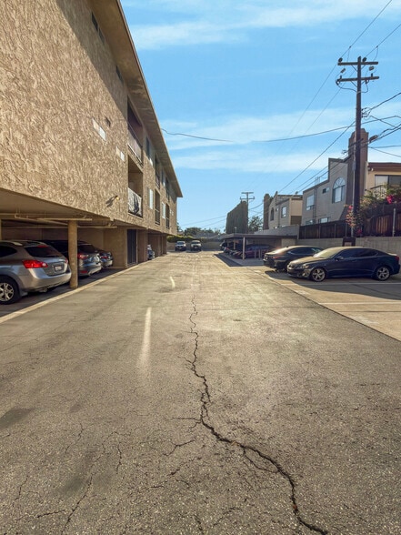 More Photos Of 2101 Vine St, Alhambra Apartments For Sale