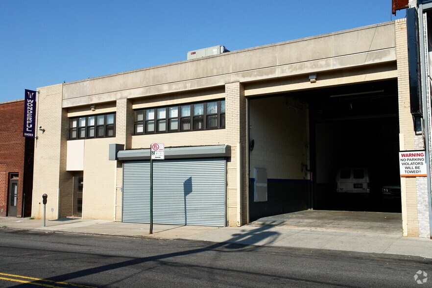 More Photos Of 4532 162nd St, Flushing Storefront For Lease