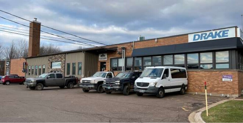 More Photos Of 607 St. George Blvd, Moncton Office For Sale