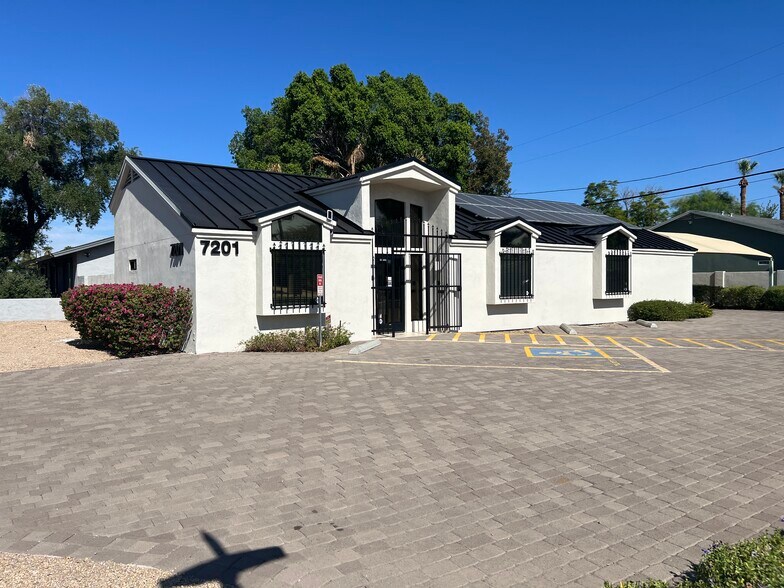 More Photos Of 7201 N 7th St, Phoenix Loft Creative Space For Sale