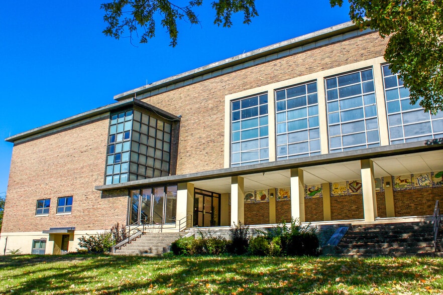 More Photos Of 1306 Salem Ave, Dayton Religious Facility For Sale
