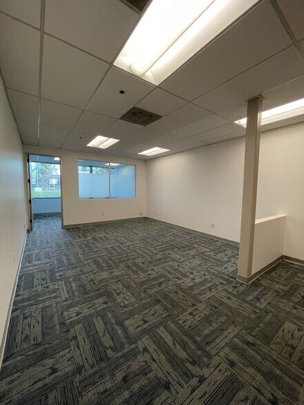 More Photos Of 5890 Stoneridge Dr, Pleasanton Medical For Lease