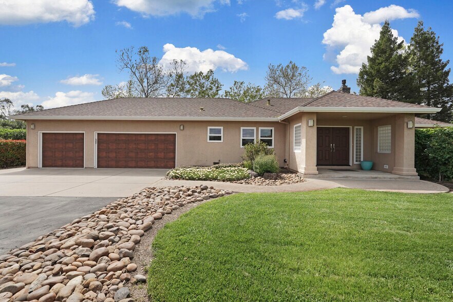 More Photos Of 10675 Valensin Rd, Galt Winery Vineyard For Sale