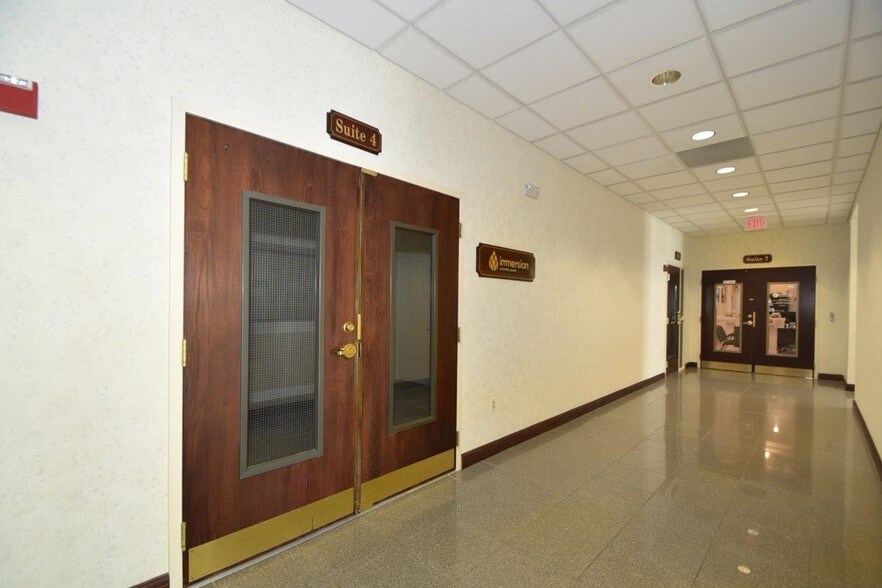 More Photos Of 1700 W Woolbright Rd, Boynton Beach Unknown For Lease