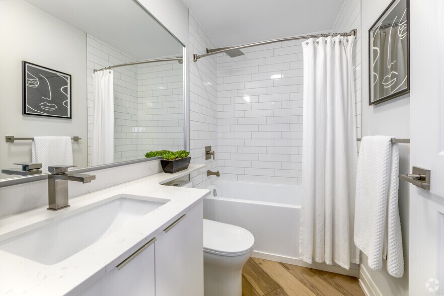 More Photos Of 80-100 Starwood Dr, Guelph Apartments For Lease