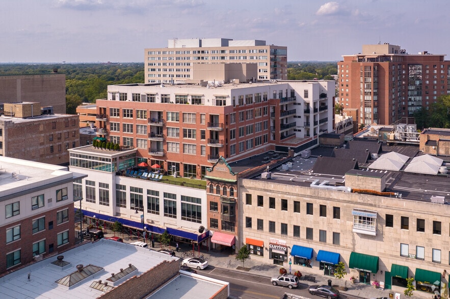 More Photos Of 1112 Lake St, Oak Park Storefront Retail Residential For Sale