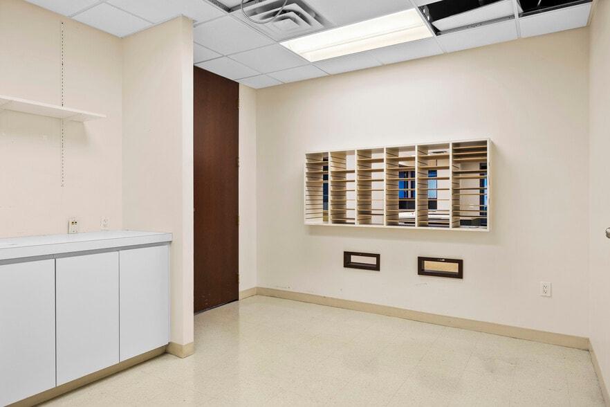 More Photos Of 80 State St, Albany Office For Lease