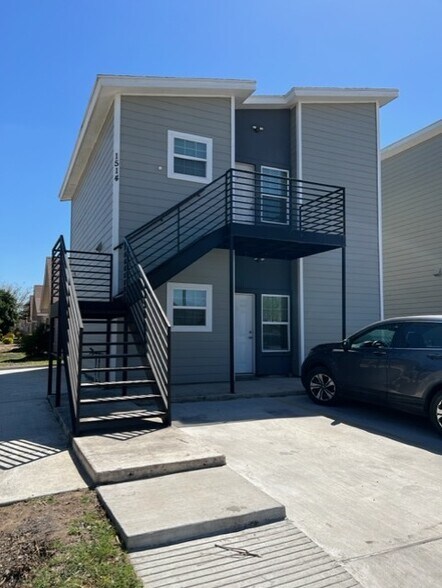 More Photos Of 1514 Quitaca Dr, Edinburg Apartments For Sale