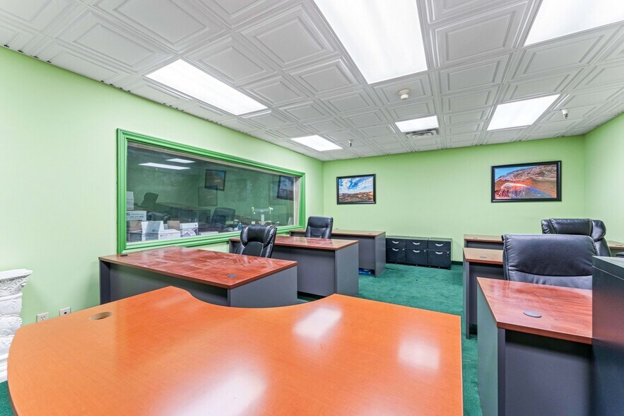 More Photos Of 1455 Monterey Pass Rd, Monterey Park Office Residential For Lease