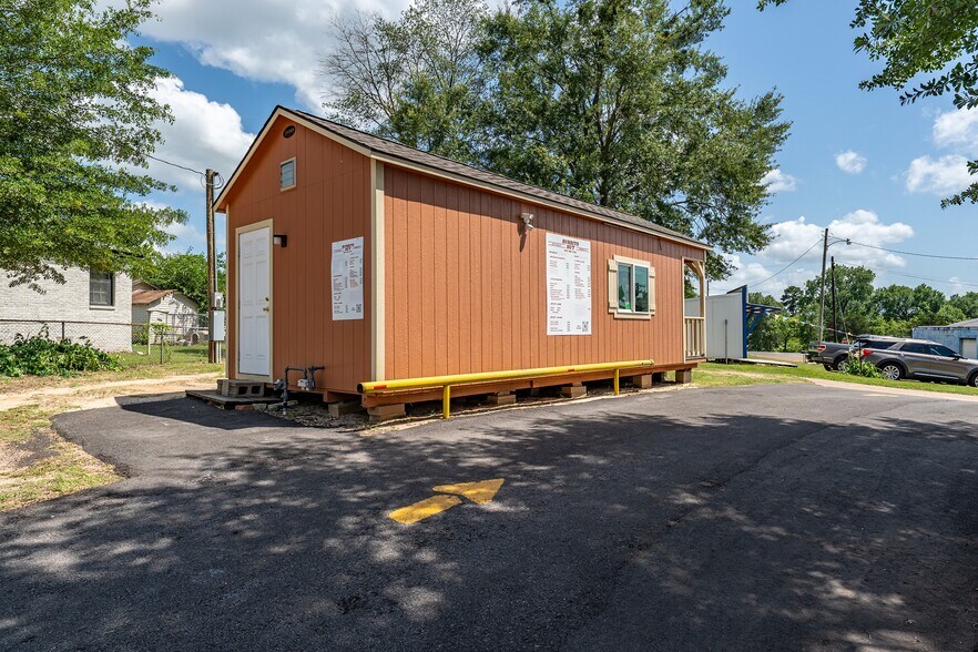 More Photos Of 122 N Green St, Hawkins Land For Sale