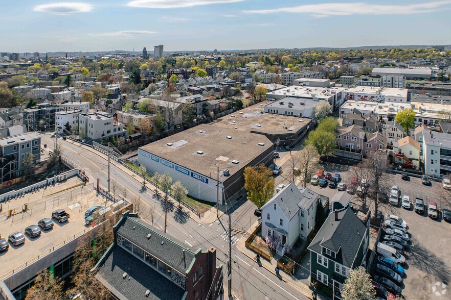 More Photos Of 8 Tyler St, Somerville Flex For Lease
