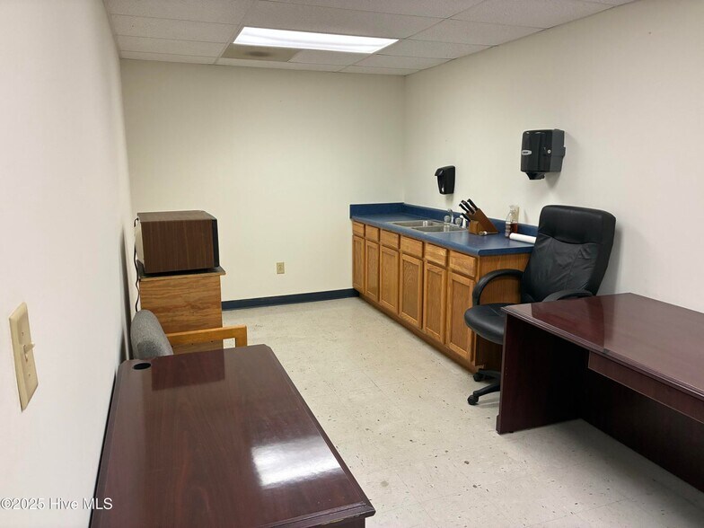 More Photos Of 161 T Com Dr, Elizabeth City Warehouse For Sale