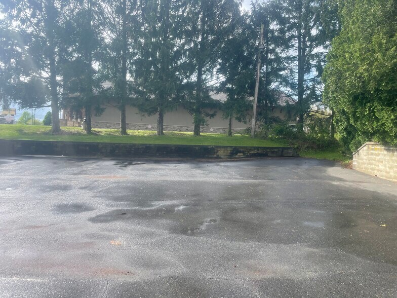 More Photos Of 285 S Rt-31, Washington Industrial For Lease