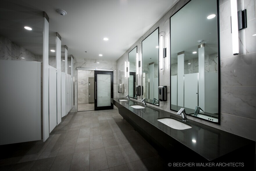 More Photos Of 344 W 13800 S, Draper Office For Lease