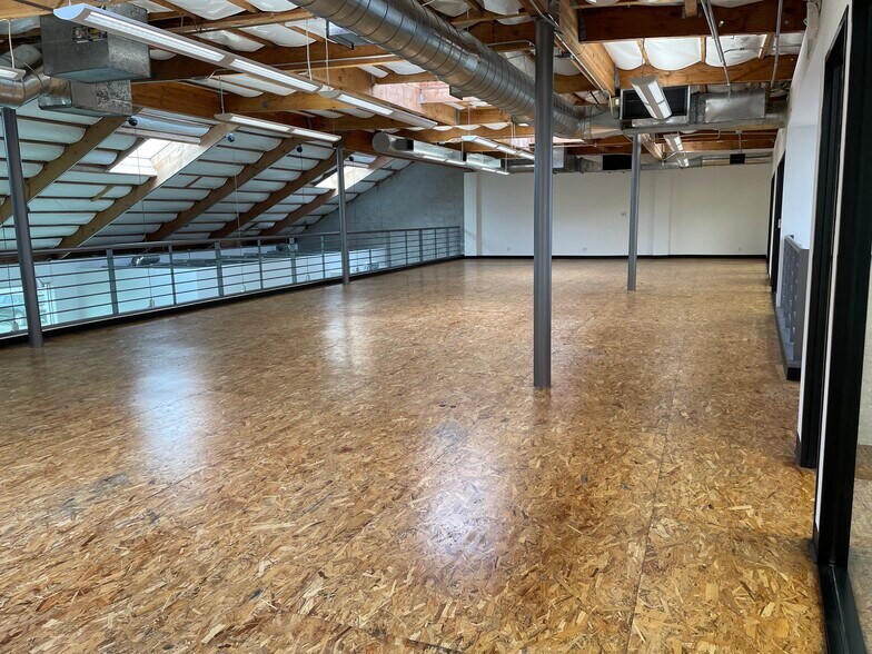 More Photos Of 3185-3189 Pullman St, Costa Mesa Office For Sale