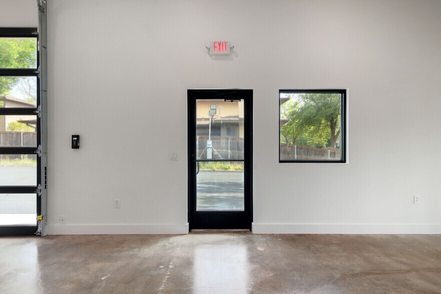 More Photos Of 5602 Clay Ave, Austin Loft Creative Space For Lease