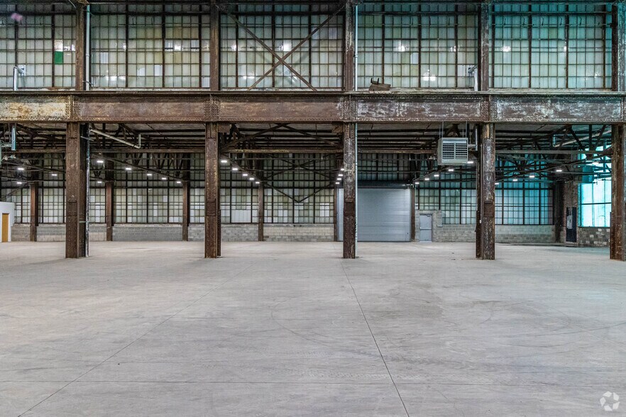 More Photos Of 297 Getty Ave, Paterson Warehouse For Lease