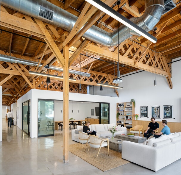 More Photos Of 450 S Raymond Ave, Pasadena Warehouse For Sale