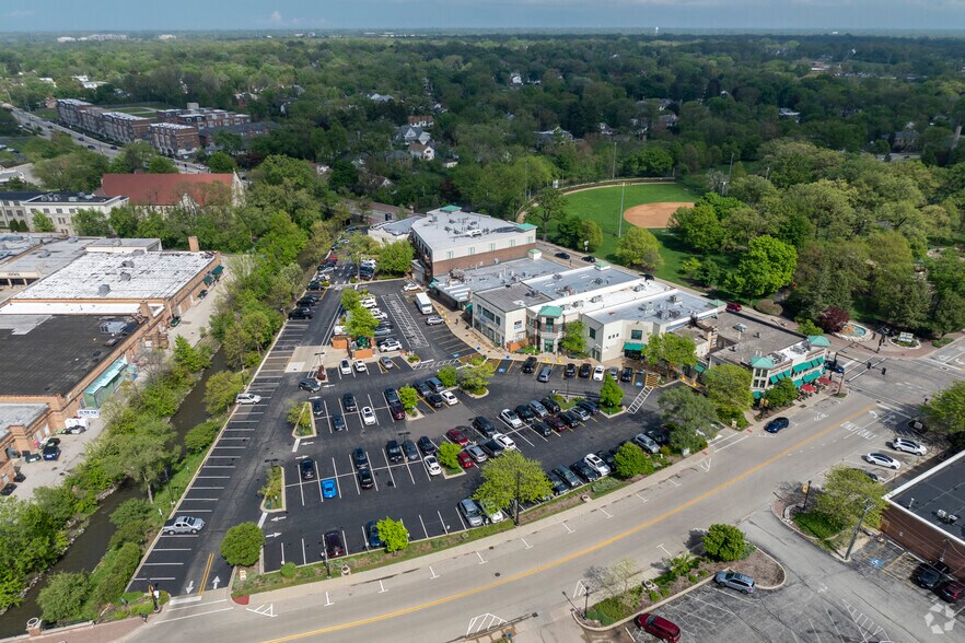 More Photos Of 1310-1348 Shermer Rd, Northbrook General Retail For Sale