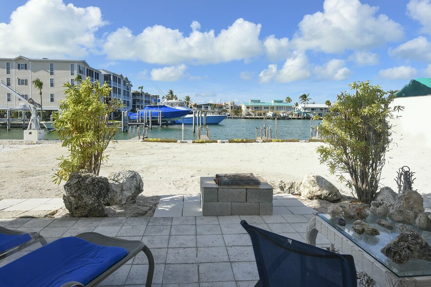 More Photos Of 74560 Overseas Hwy, Islamorada Apartments For Sale