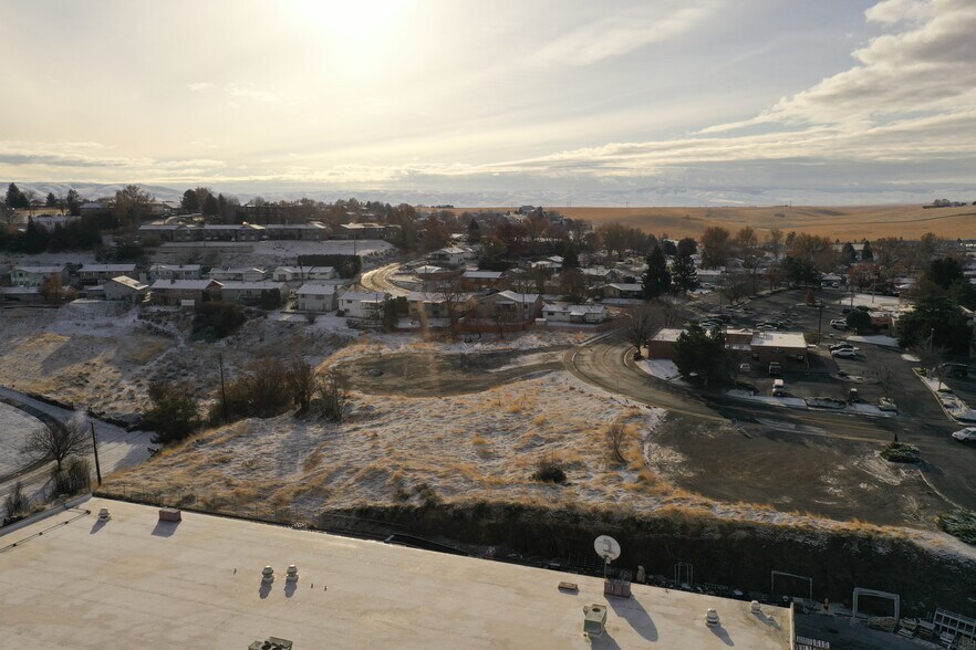 More Photos Of SW 30th Street @ Southgate/ Hwy 395, Pendleton Land For Sale