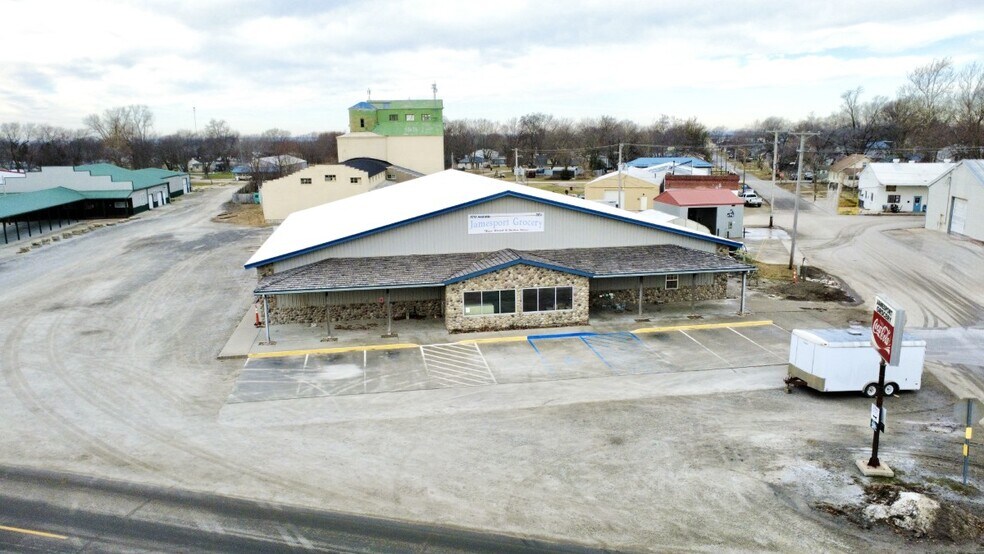 More Photos Of 302 S Broadway St, Jamesport General Retail For Sale