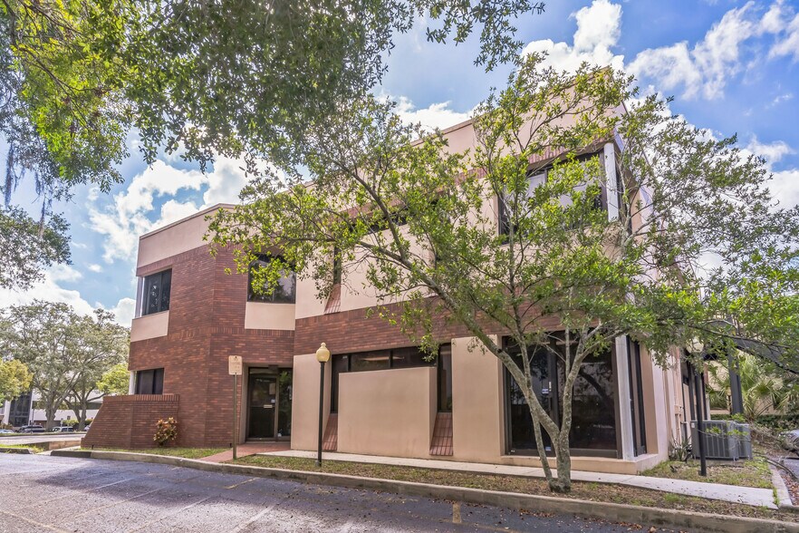 More Photos Of 210 N Westmonte Dr, Altamonte Springs Medical For Lease