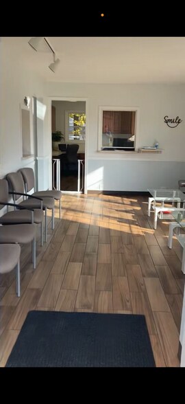 More Photos Of 224 S Weaver Ave, Fremont Office For Sale