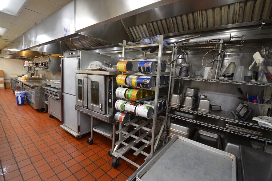 More Photos Of 7843 North Point Blvd, Winston-Salem Restaurant For Sale