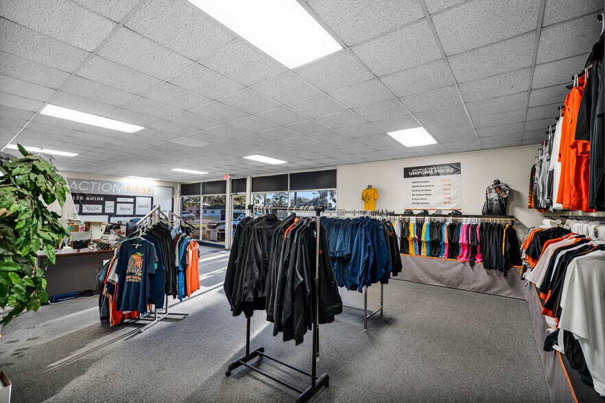 More Photos Of 107 E Polk Ave, Lake Wales General Retail For Sale