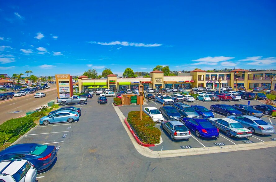 More Photos Of 3555 Rosecrans St, San Diego Unknown For Lease