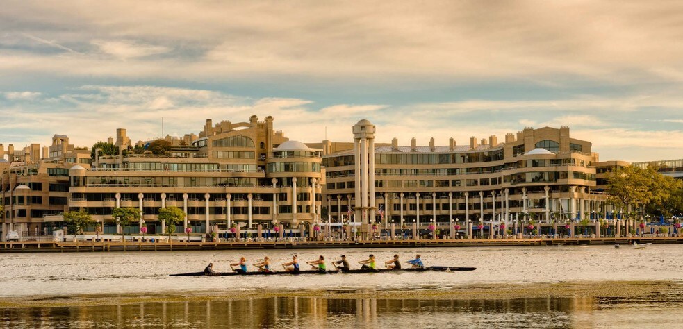 More Photos Of 3050 K St NW, Washington Office For Lease