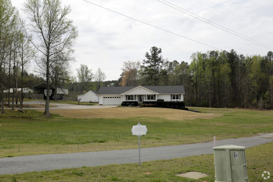 Primary Photo Of 2944 Gravel Springs Rd, Buford Land For Sale