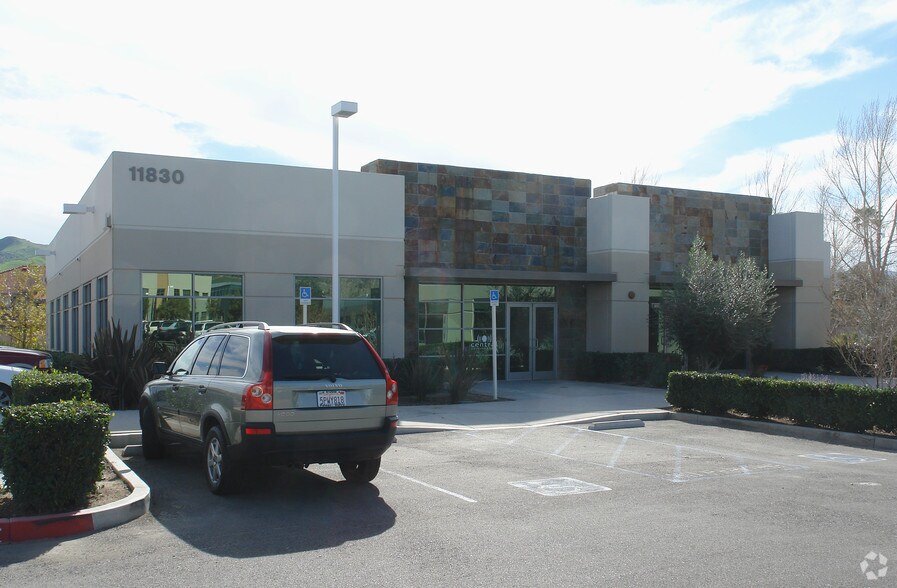 More Photos Of 11830 Pierce St, Riverside Office For Sale