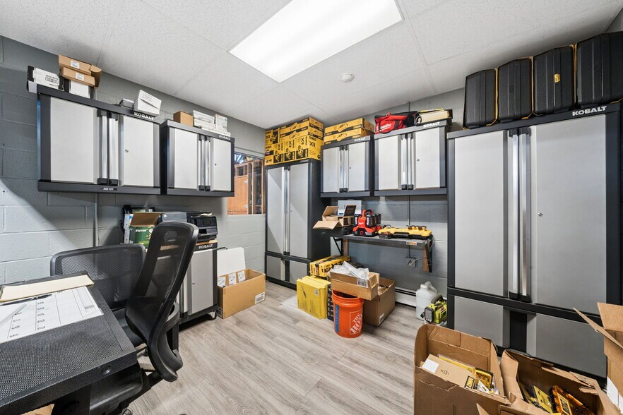 More Photos Of 263 Armbrust Road rd, Greensburg Warehouse For Sale