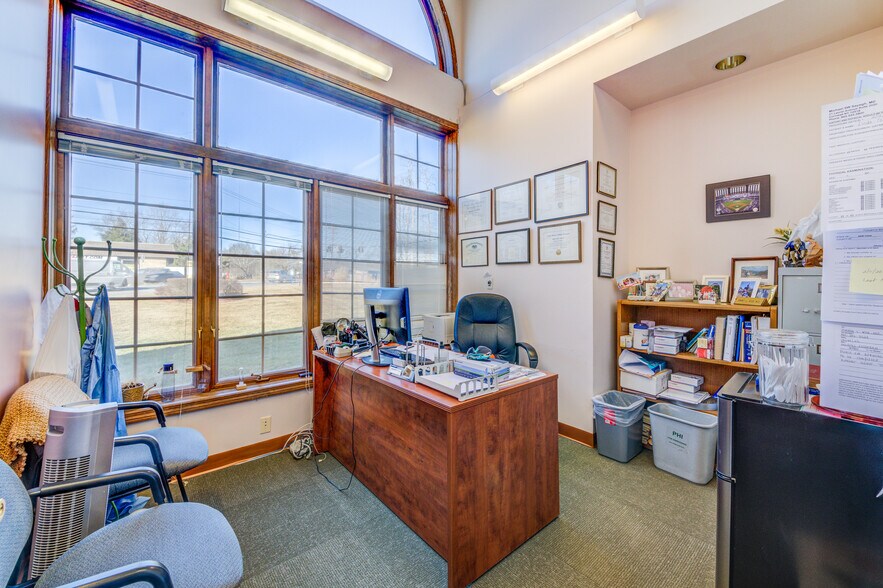 More Photos Of 48 Route 6, Yorktown Heights Medical For Lease