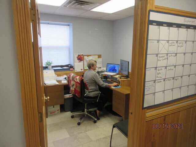 More Photos Of 41 E Pearl St, Rhinelander General Retail For Sale