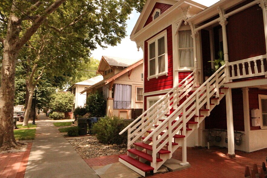 More Photos Of 421 28th St, Sacramento Apartments For Sale