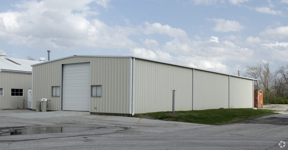 More Photos Of 93-95 Ford Ln, Hazelwood Warehouse For Sale
