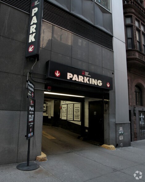 More Photos Of 99 Park Ave, New York Office For Lease