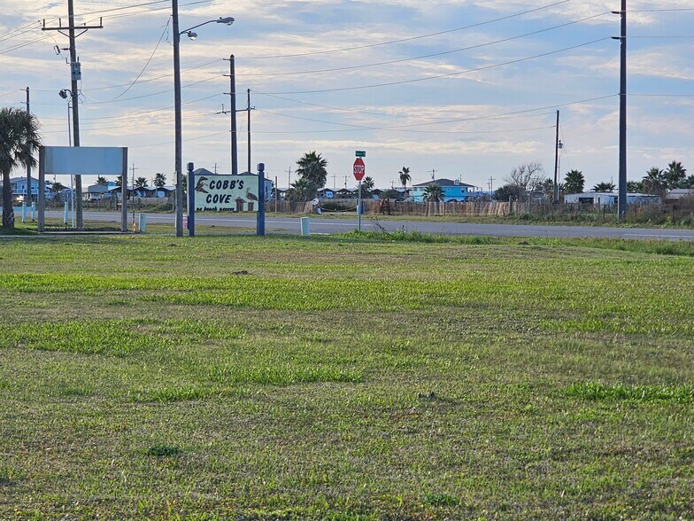 More Photos Of 3114 TX 87, Crystal Beach Land For Lease