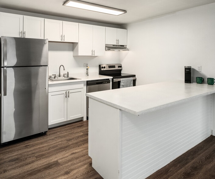 More Photos Of 465 N Arthur St, Kennewick Apartments For Sale