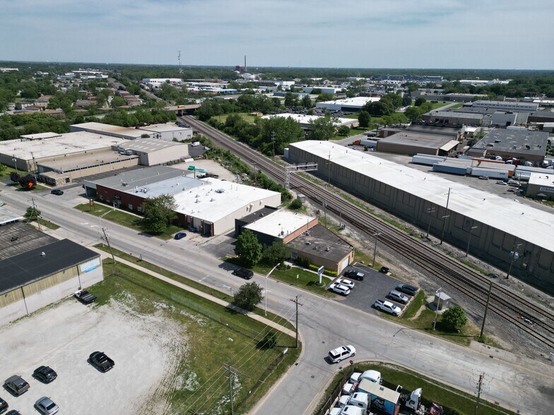More Photos Of 4135 W 123rd St, Alsip Warehouse For Lease