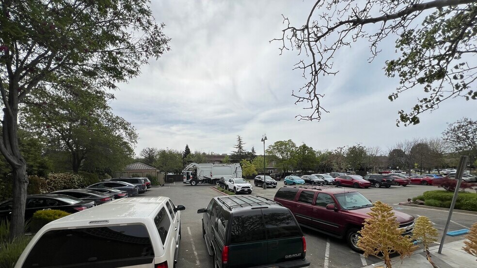 More Photos Of 310 Main St, Pleasanton Restaurant For Lease