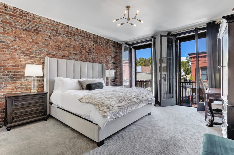 More Photos Of 233 Broad St, Nevada City Hotel For Sale